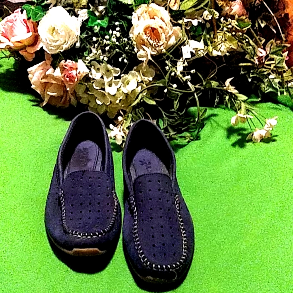 Soul of Africa. blue shoes (447)